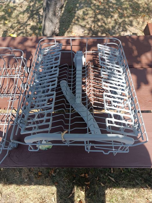Dwa kosze do zmywarki Ariston hotpoint 45 cm