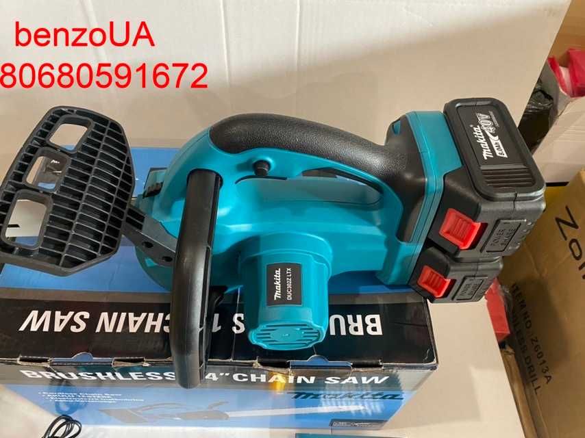 Акумуляторна ланцюгова пила MAKITA DUC302Z (36V, 6AH).