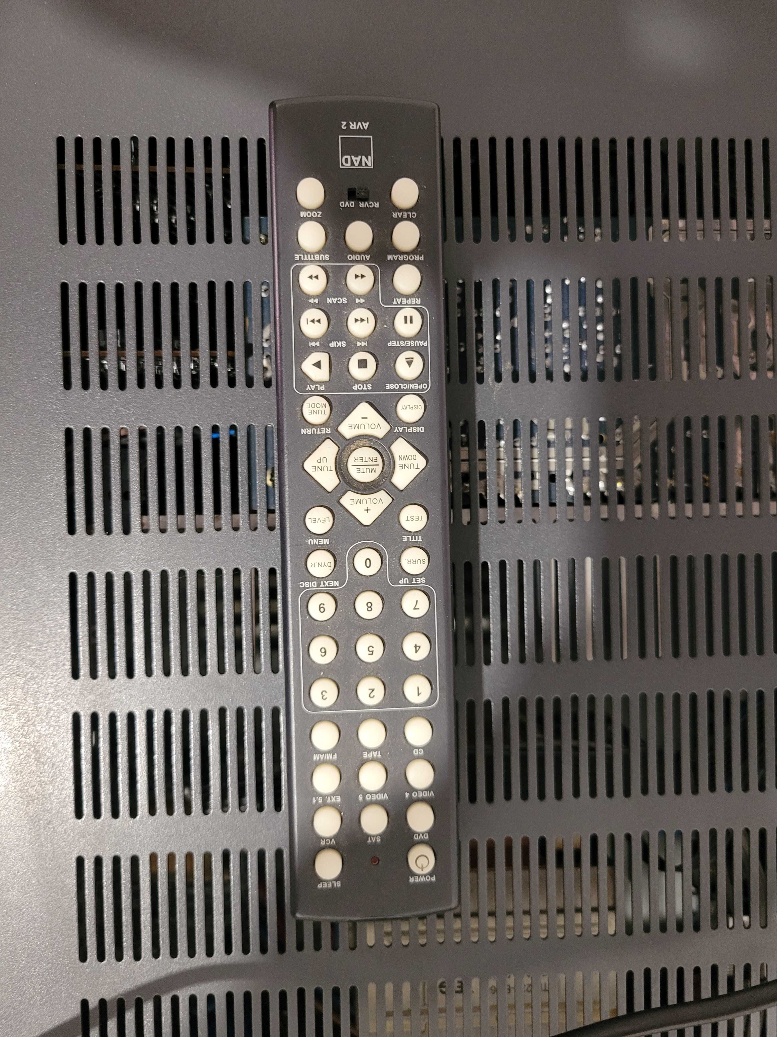 NAD T 742 Amplituner