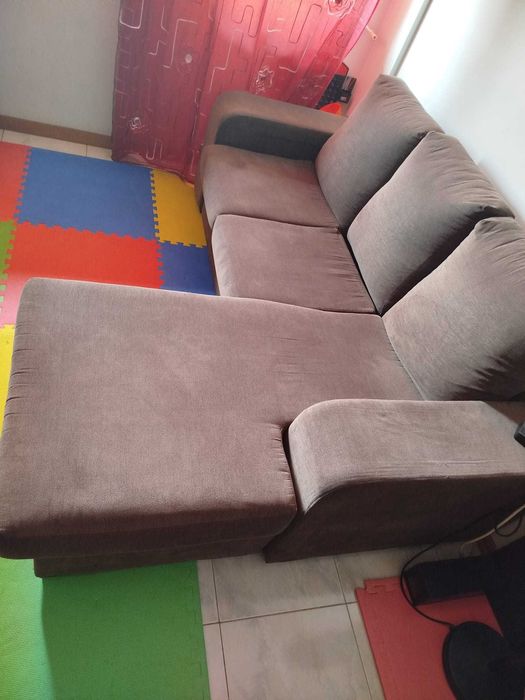 Sofá com Chaise Longue Reversível
