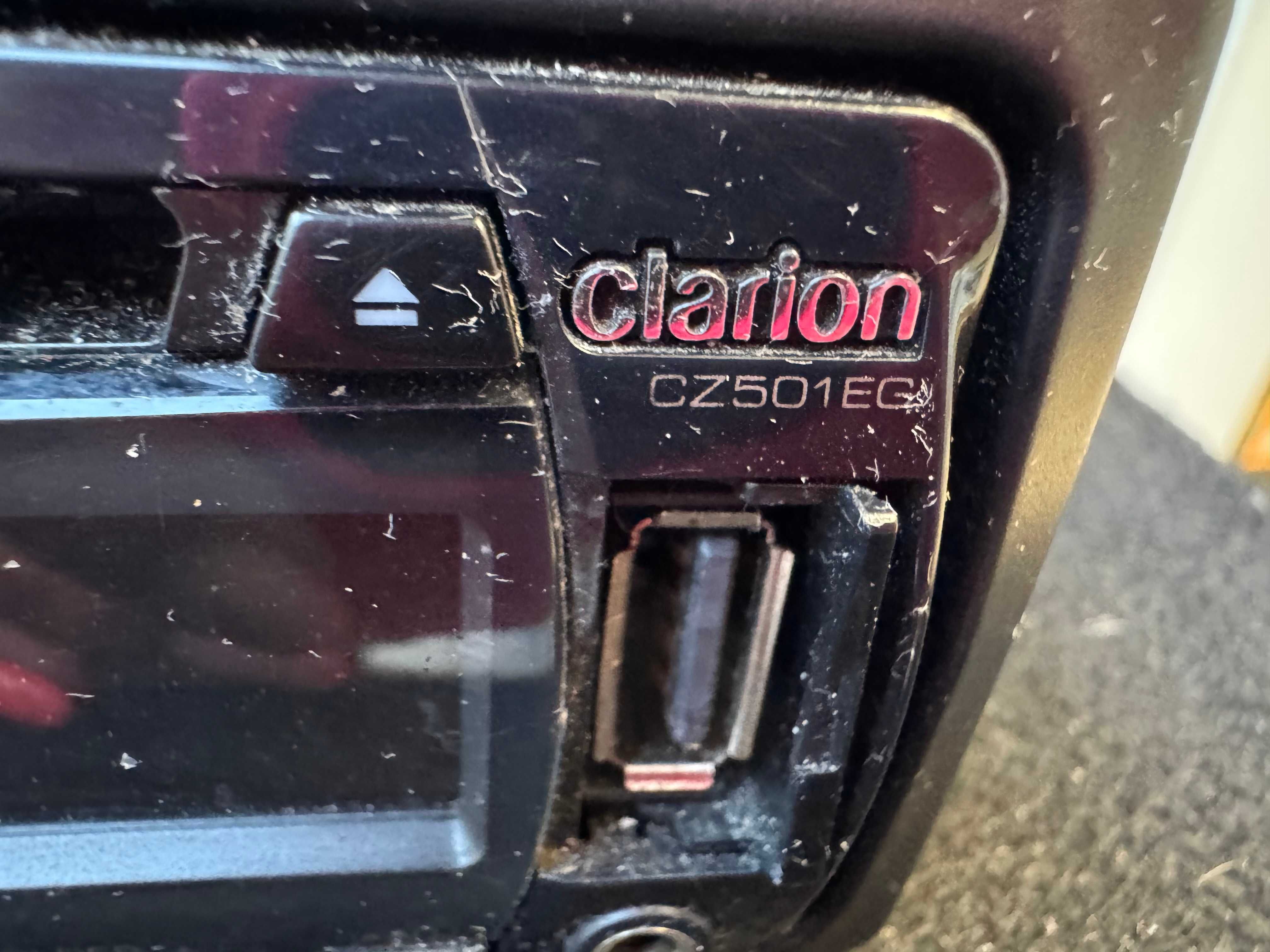 Zestaw Radio Clarion CZ501EG/Wzmacniacz  GAS ALPGA X2/SUBOOWER DIBEISI