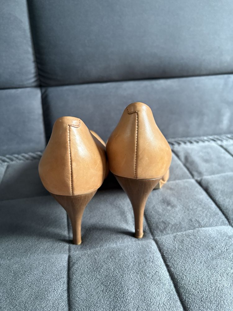 Buty szpilki Badura skóra 39