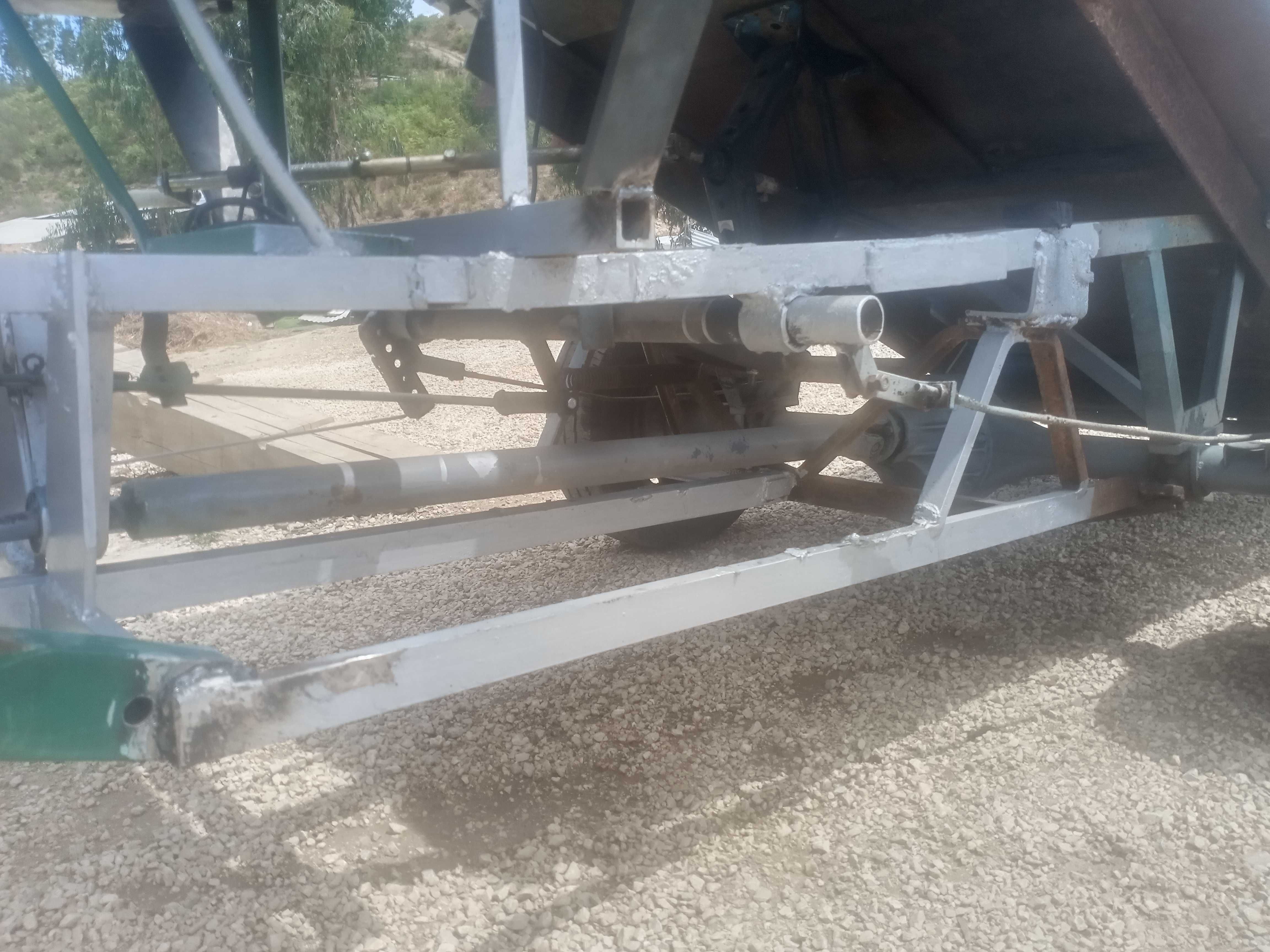 Motoenxada com reboque Casorzo SU4 14 cv modificado