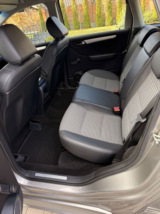 Продам мерседес В200