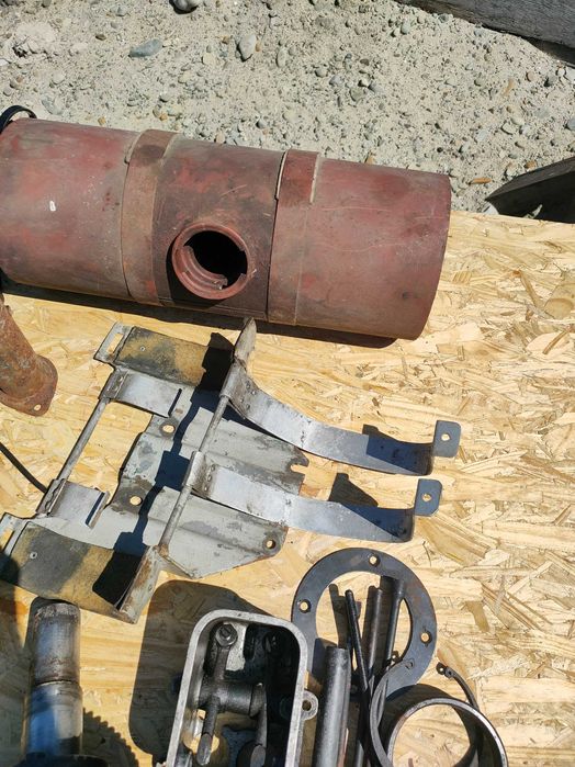 Cześć silnika do andoria S301D