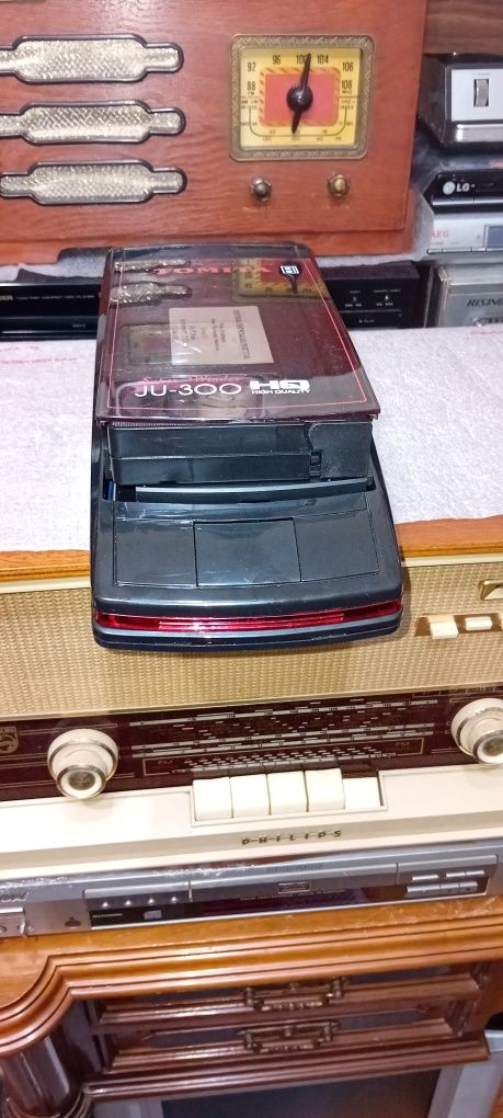 Rebobinador cassetes VHS TOMITA