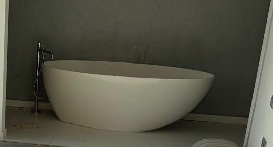 wanna wolnostojąca wraz z bateria w bardzo dobrym stanie