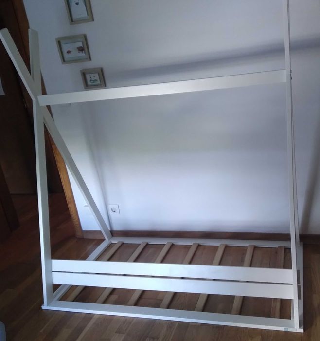 Cama Tipi Montessori para colchão 140X70 cm