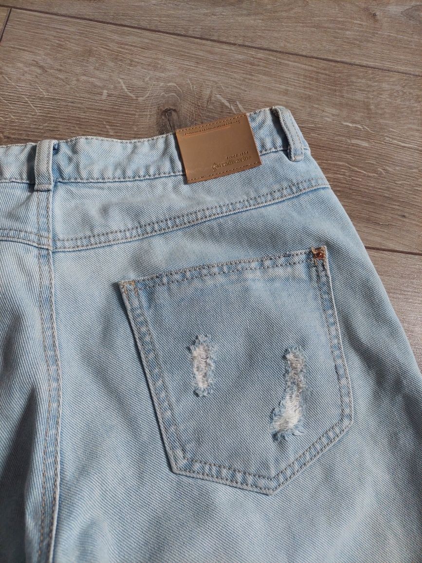 Jeansy boyfriend, Stradivarius rozm.38