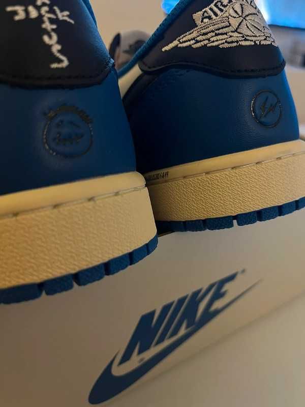 Jordan 1 Retro Low OG SP Fragment x Travis Scott40