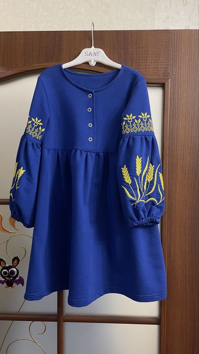Сукня- вишиванка для дівчинки 110 р/ у садочок