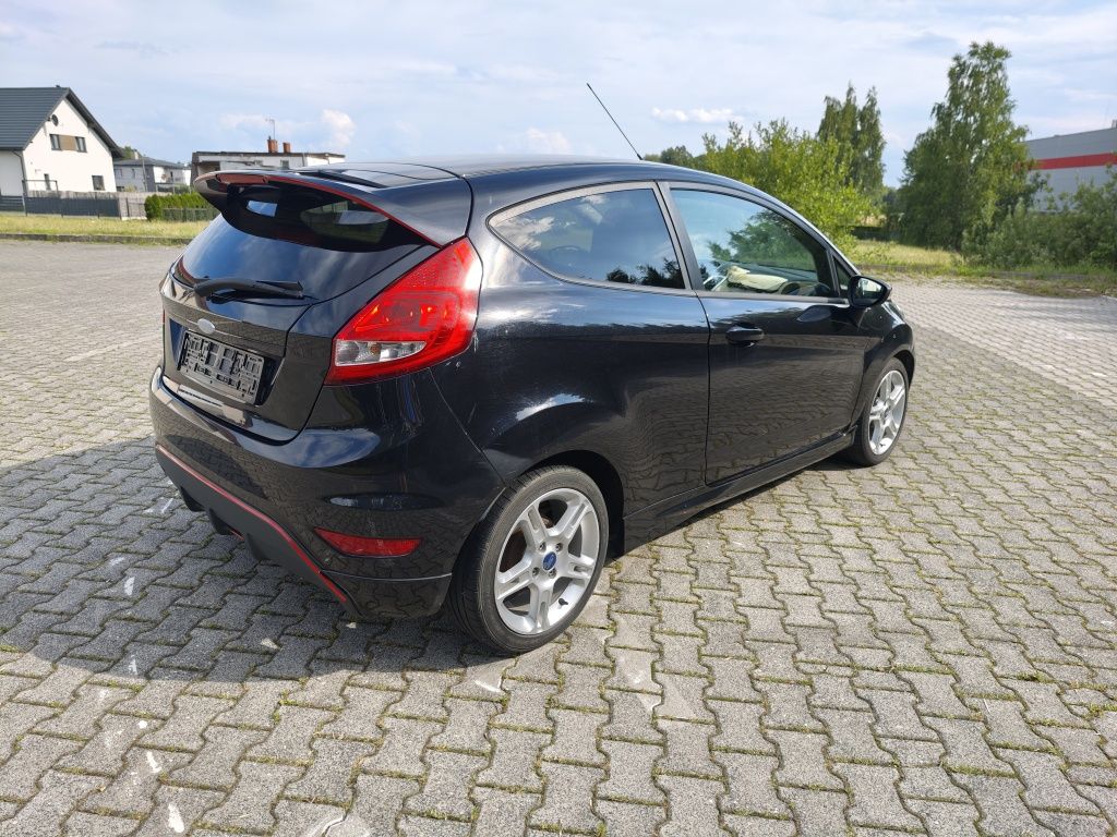Ford Fiesta 1.6 SPORT