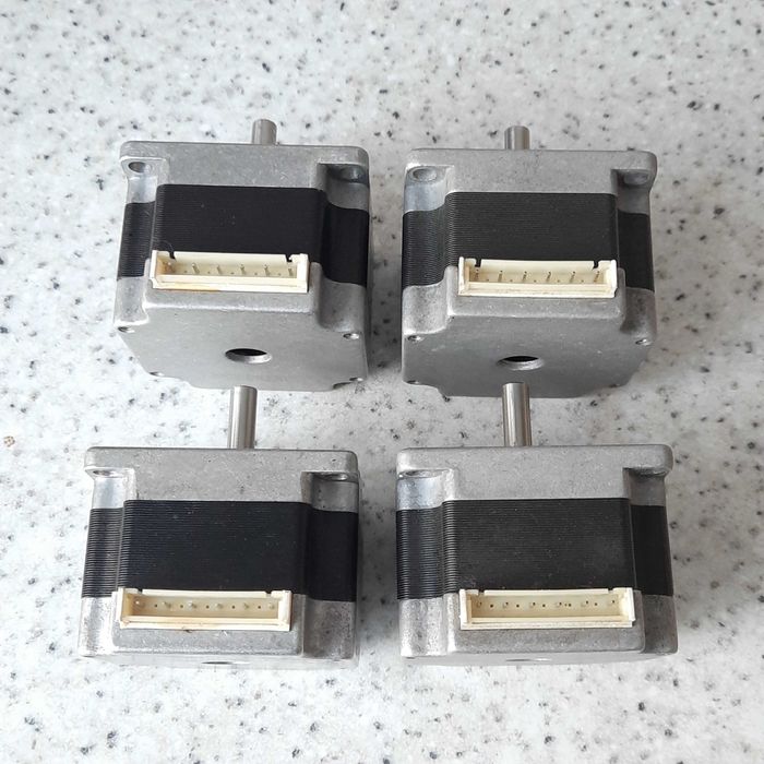 Шаговый двигатель Moons 23H50001-02 NEMA 23 Stepping motor