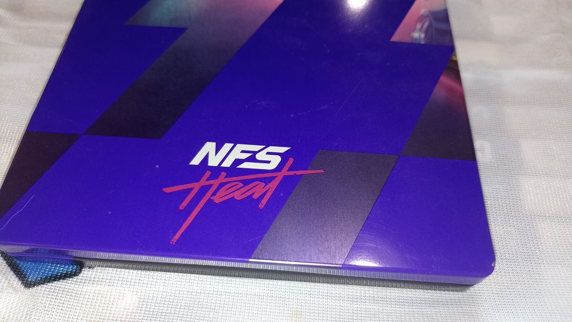 Need For Speed Heat sam steelbook PS4 stan bardzo dobry