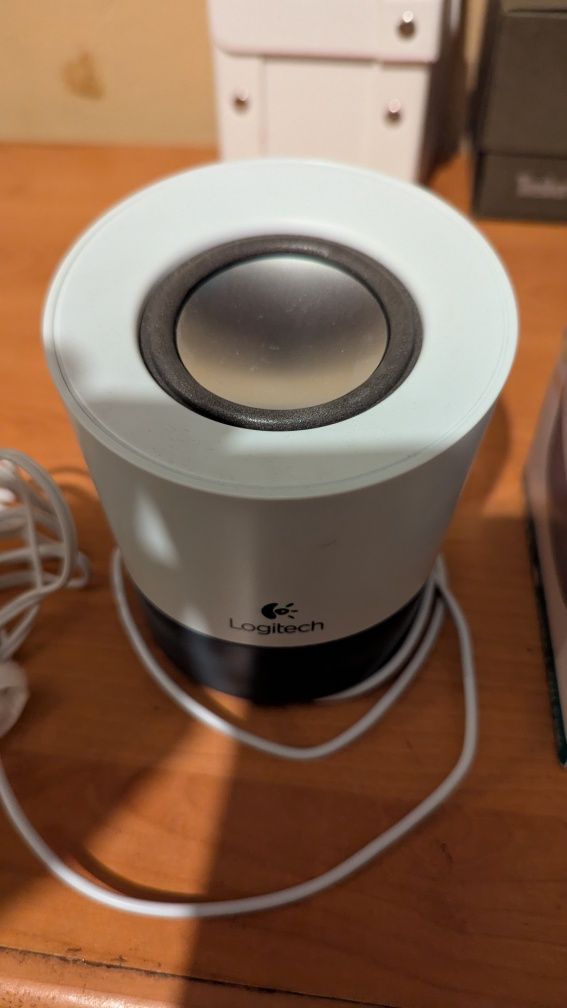 Coluna de som Logitech Z50