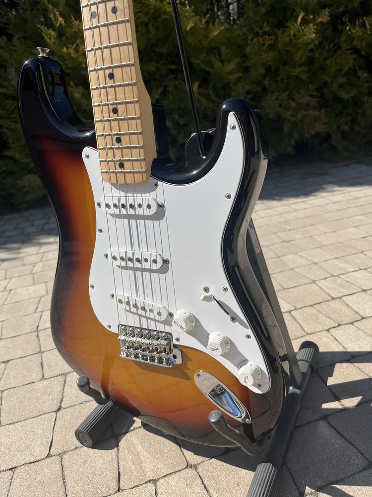 Fender Stratocaster  ST-STD Standard Series MIJ 2010