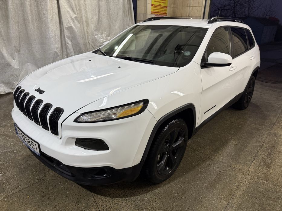 Продаю Jeep Cherokee 2015