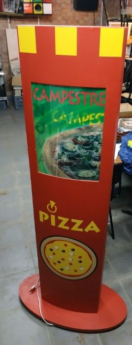 Totem c/iluminação Pizza