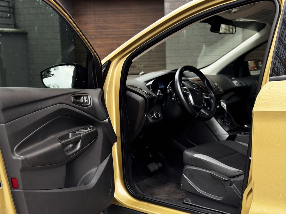 Продається Ford Escape