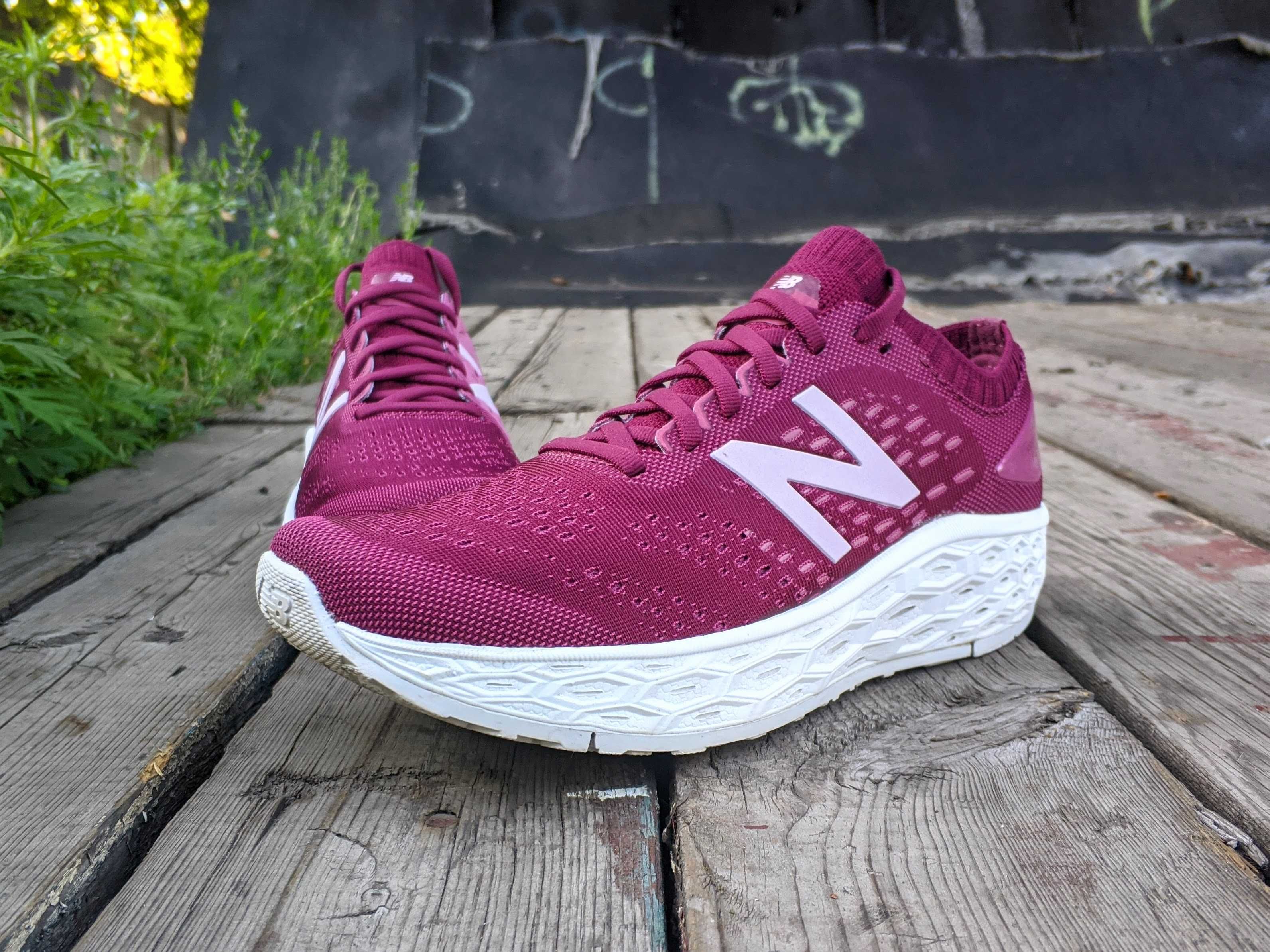 New Balance Vongo 40р женские кроссовки беговые