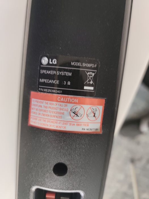 2 głośniki LG metr wysokości