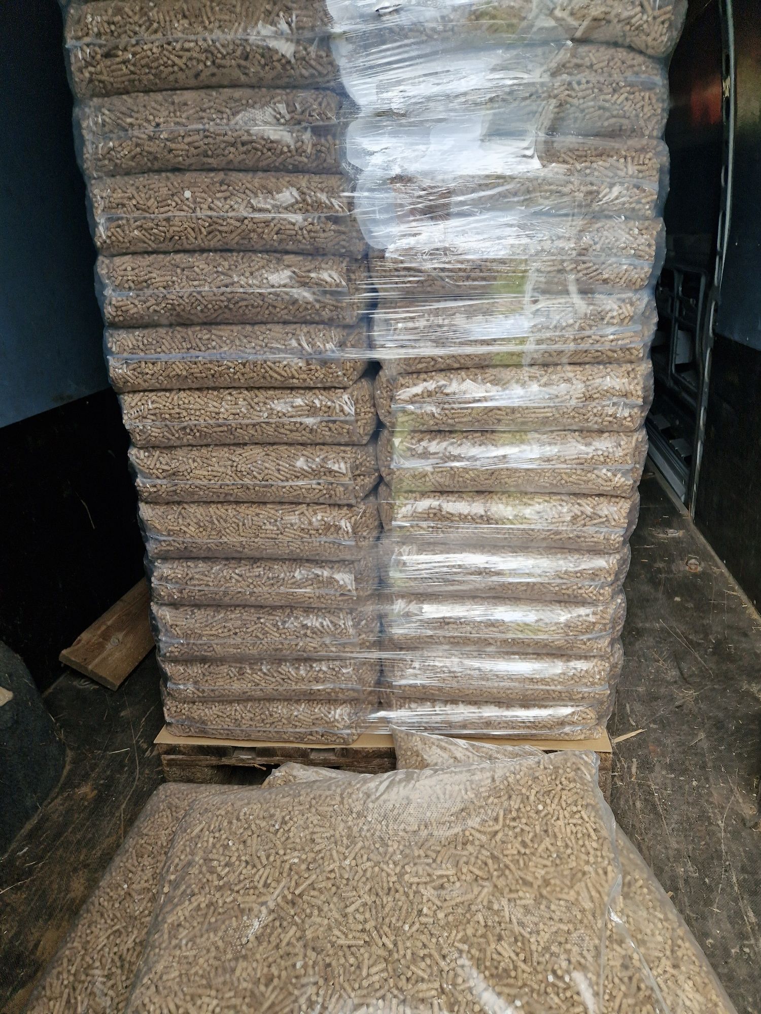 Pellet drzewny średnica 6mm rodzaj sosna -swierk !