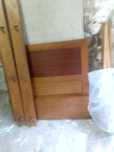 Mobília para quarto (duas mesinhas de cabeceira) com cama e colchão