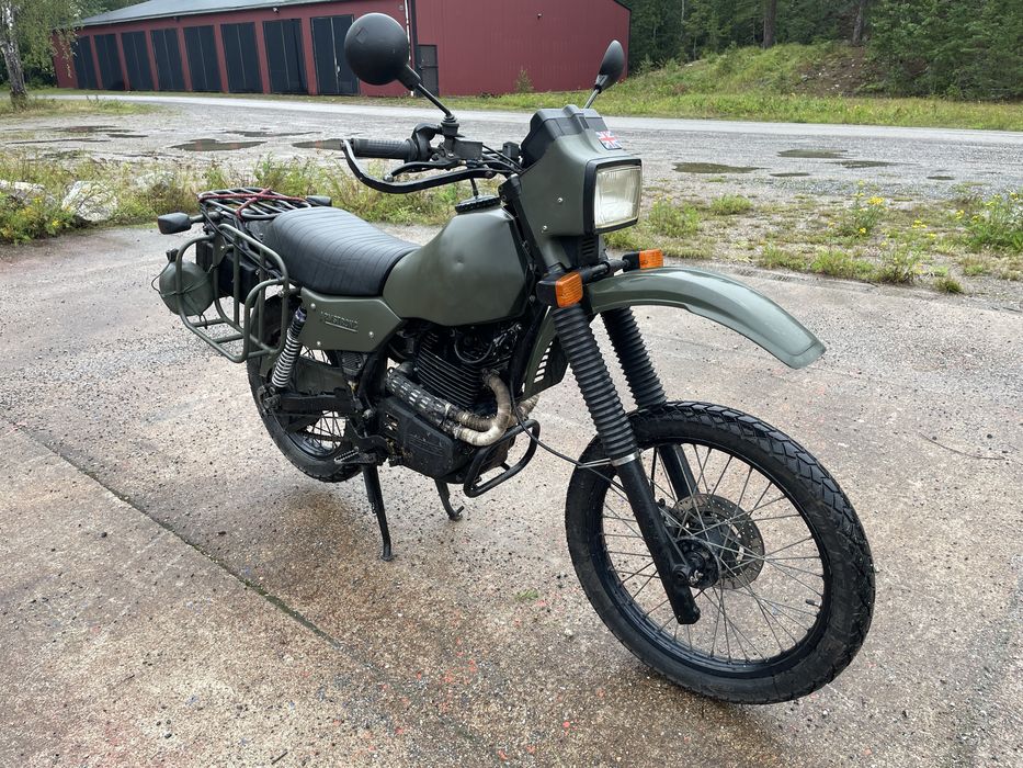 Armstrong MT 500 z 1984 roku