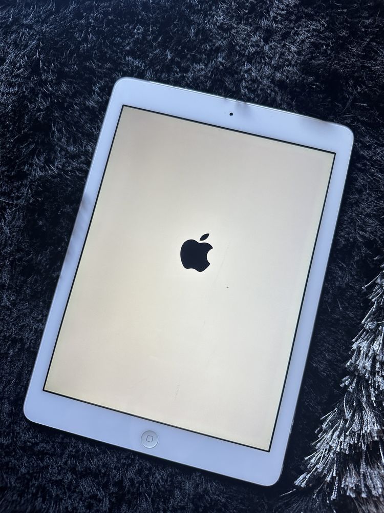 iPad Air 16GB Silver