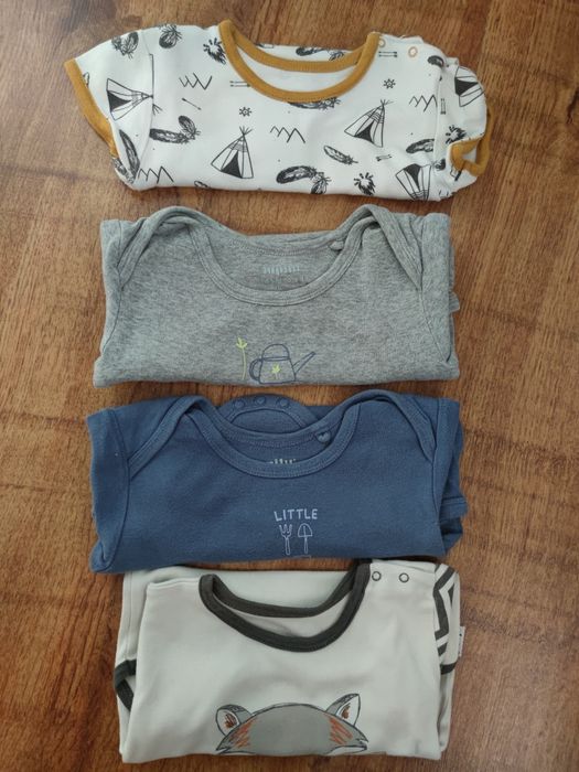 Body na krótki rękaw 4 szt + 2 gratis rozm. 86/92