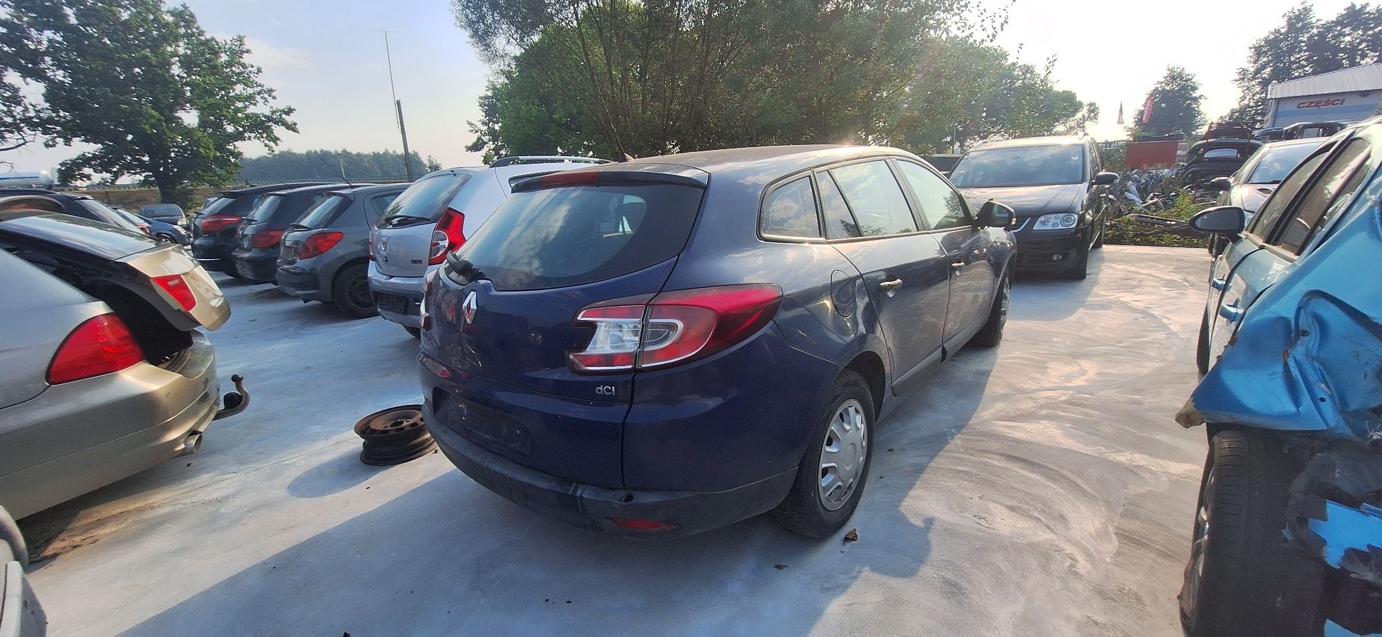 Renault Megane III kombi kolor TEF43 silnik 1.5 DCI