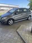 Авто Mersedes Bens В180