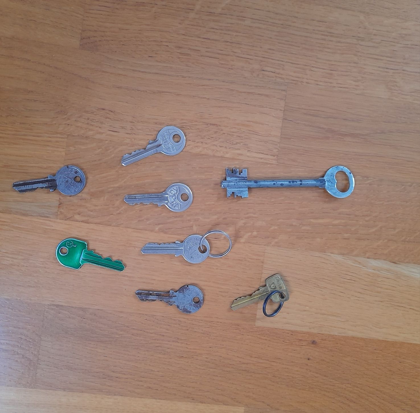 Klucze, kluczyki, różne klucze, klucze z PRL-u, klucze nie z PRL-u