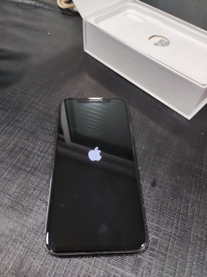 iPhone x em perfeitas condições