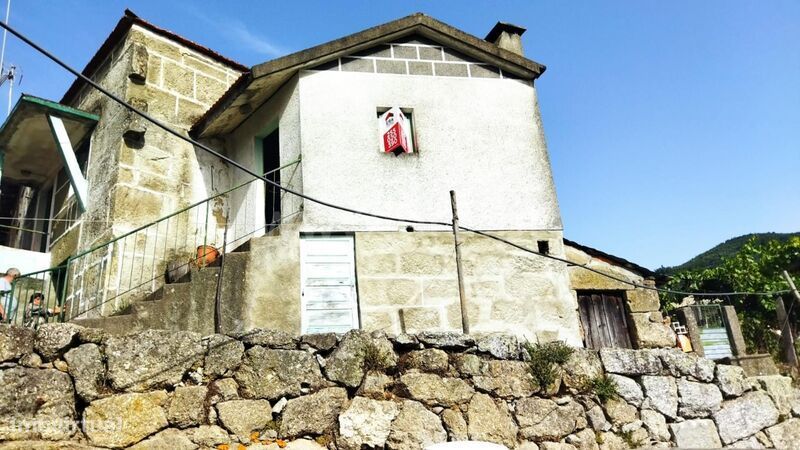 Moradia T2 / Baião, Gove