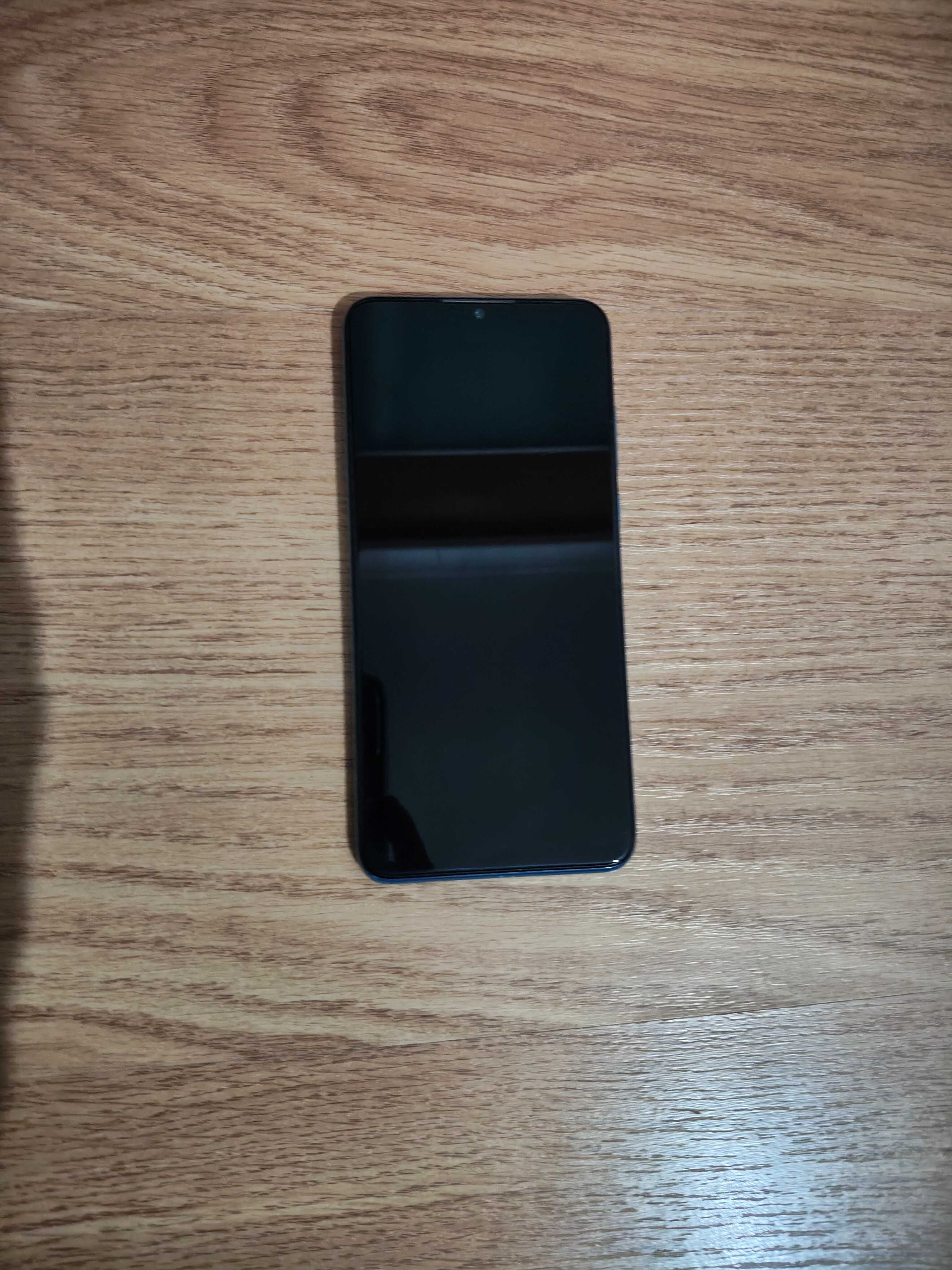 Telemóvel Huawei em bom estado!