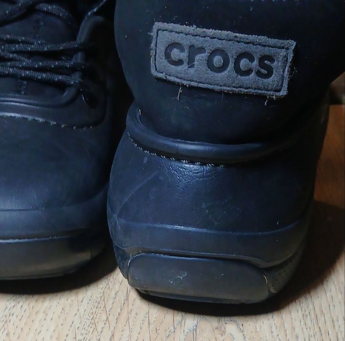Crocs AllCast II Boot (Черные, W8/M6).
​Размер: 38-39