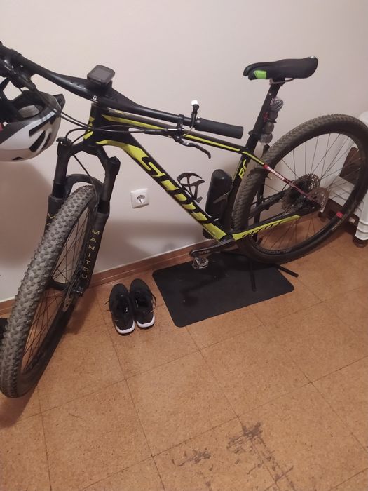Bike Scott carbono roda29,tubless, relação shimanoDeore 5100 de 12 V,s