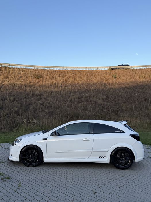 Opel astra h opc race camp 368km/473nm