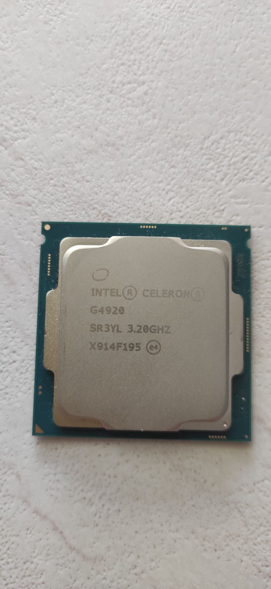 Процессор Intel Celeron G4920 3.2GHz/8GT/s/2MB s1151