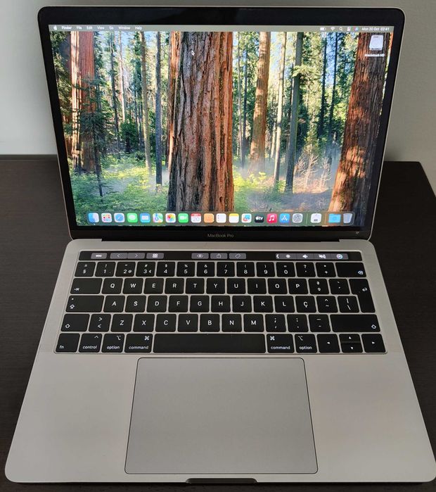 Apple MacBook Pro 13” i5 8GB SSD 256GB Touch Bar