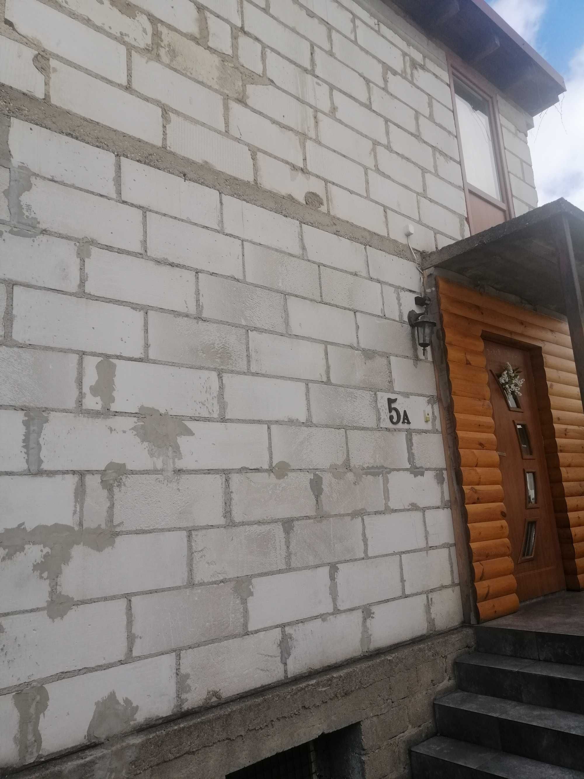 Dom na sprzedaż segmentowy