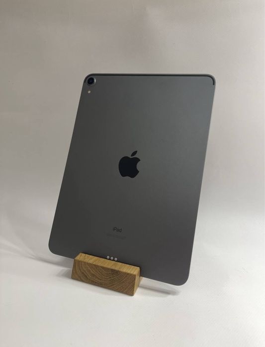 IPad Pro 11 256Gb Space Grey АКБ 96%