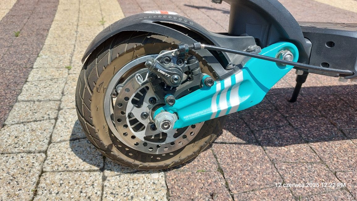 Hulajnoga elektryczna Vsett 9+