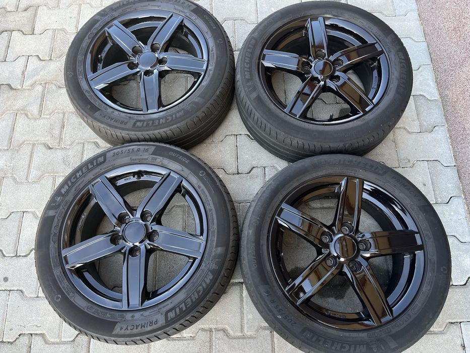 Диски з Резиною R16 5.114.3 Mazda Renault Toyota