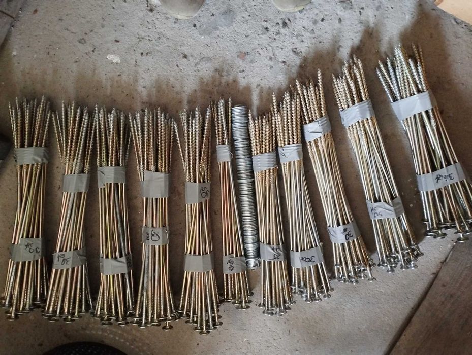 Wkręty ciesielskie do szalunków