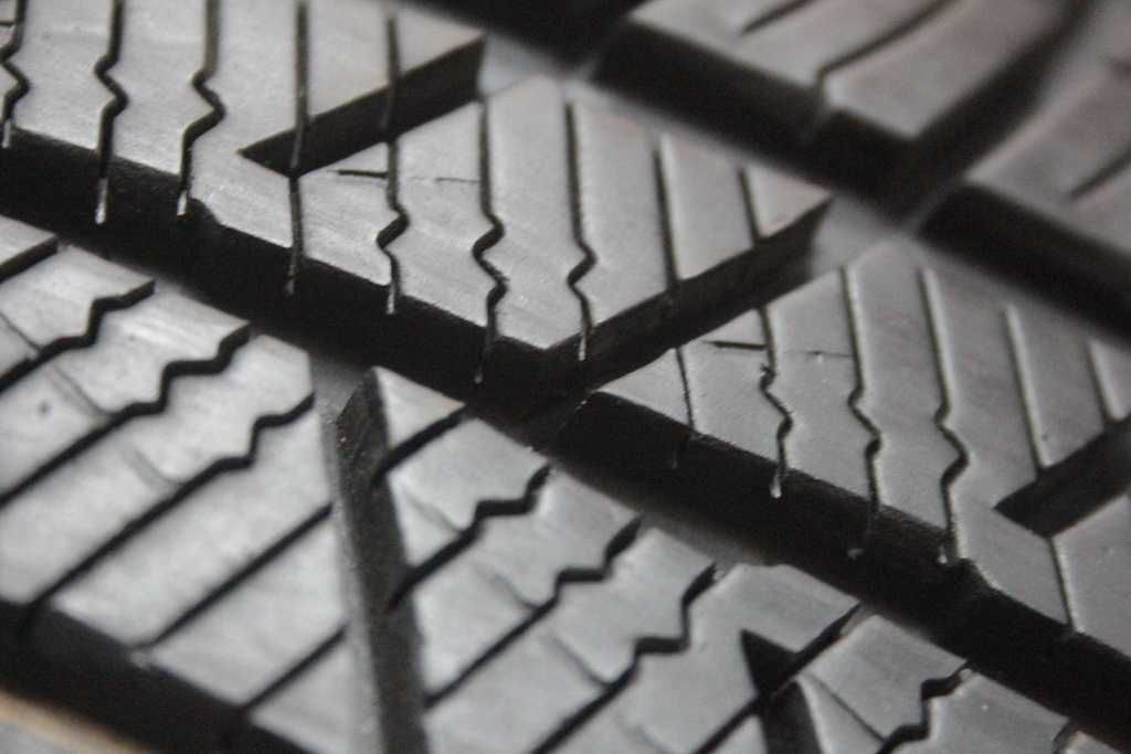 215/65/17 Barum Polaris 5 215/65 R17 103H XL 2022r
