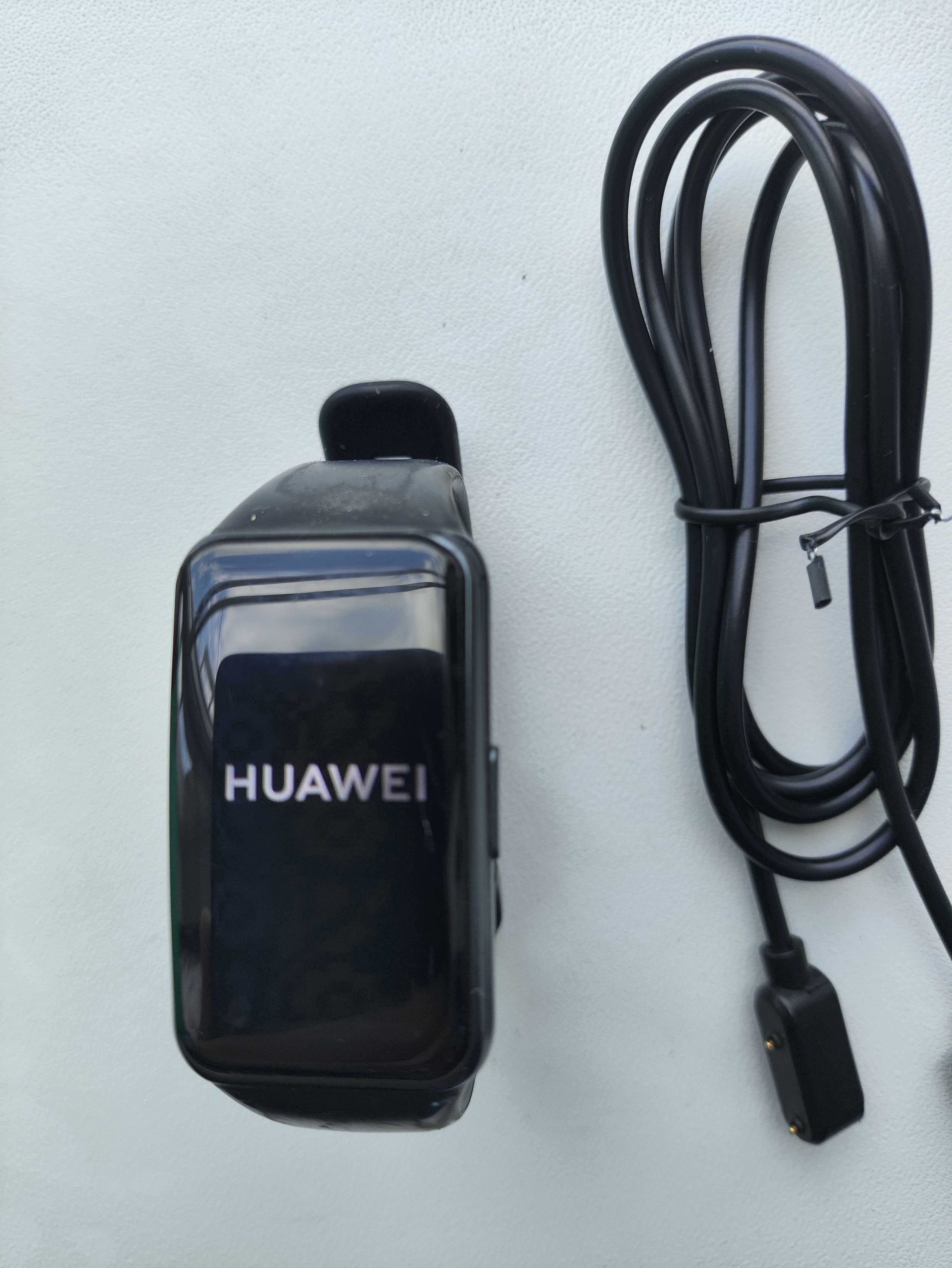 Фітнес браслет Huawei Band 6