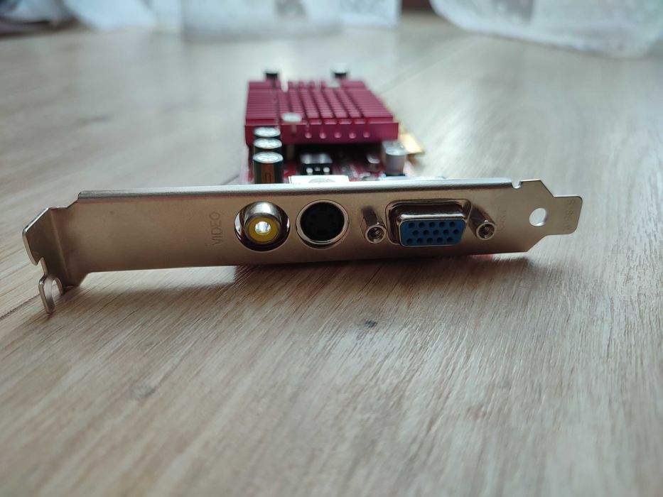 Karta graficzna retro AGP GeForce 4 MX440 64 MB