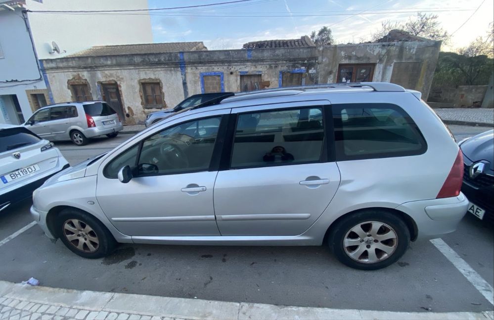 Peugeot 307 sw com caixa automatica avariada